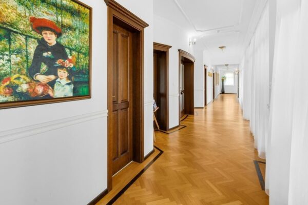 Luxuriöse Farmvilla mit 7 Schlafzimmern auf großem Grundstück - Familienvilla - Image 11