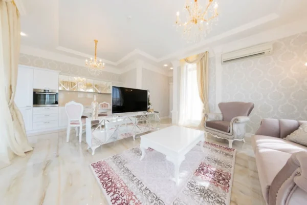 Luxusapartment mit 5 Zimmern – Sonnenstrand, Bulgarien - Image 4
