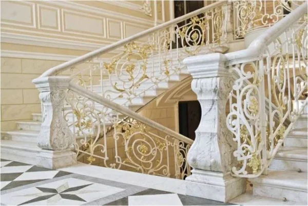 Exklusive historische Stadtvilla – restauriertes Herrenhaus aus dem 19. Jahrhundert im Zentrum von Sankt Petersburg - Image 11