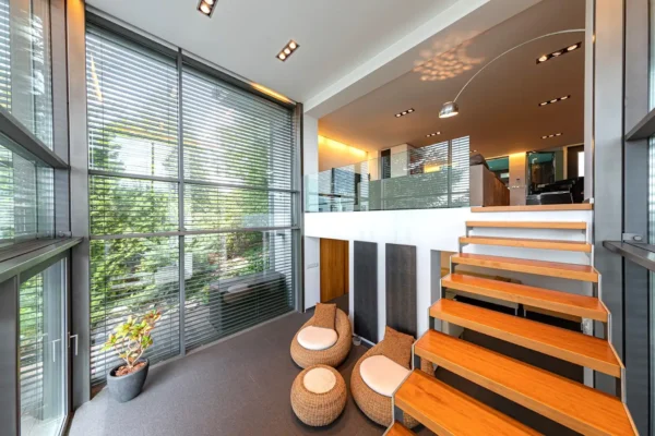 Eine außergewöhnliche Villa nach vollständiger Rekonstruktion in der Altstadt steht für höchste Wohnqualität - Image 11