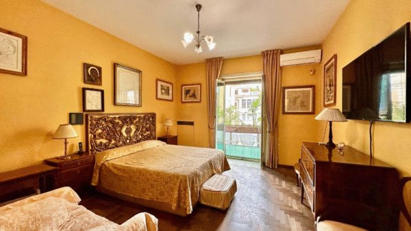 Exklusive Wohnung am Piazzale Flaminio – 270 m², 11 Zimmer mit Blick auf die Piazza del Popolo, Aufzug und Concierge-Service