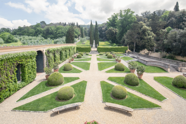 Historische Medici-Villa mit Blick auf Florenz – 3.830 m² Wohnfläche auf 12 ha Grundstück - Image 7