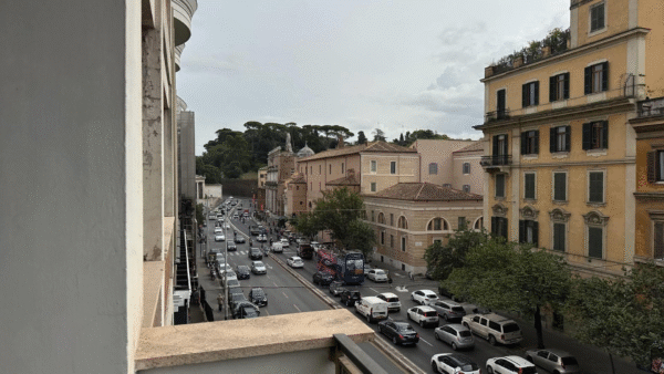 Exklusive Wohnung am Piazzale Flaminio – 270 m², 11 Zimmer mit Blick auf die Piazza del Popolo, Aufzug und Concierge-Service - Image 17